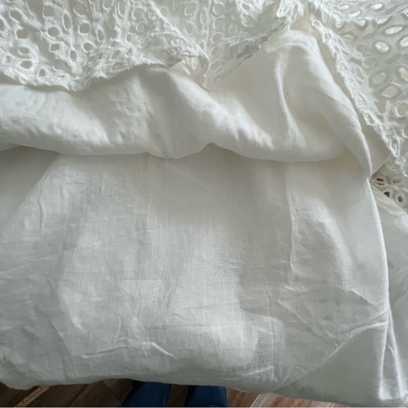 Vici White Ruffled Tiered Dress size small - Picture 6 of 9